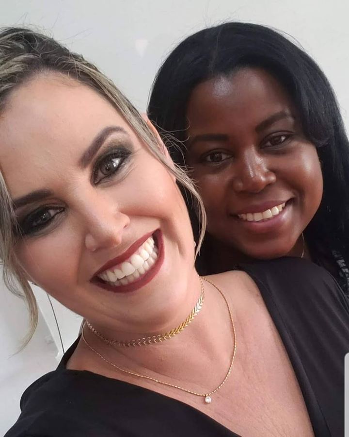 CAFÉ COM LEITE