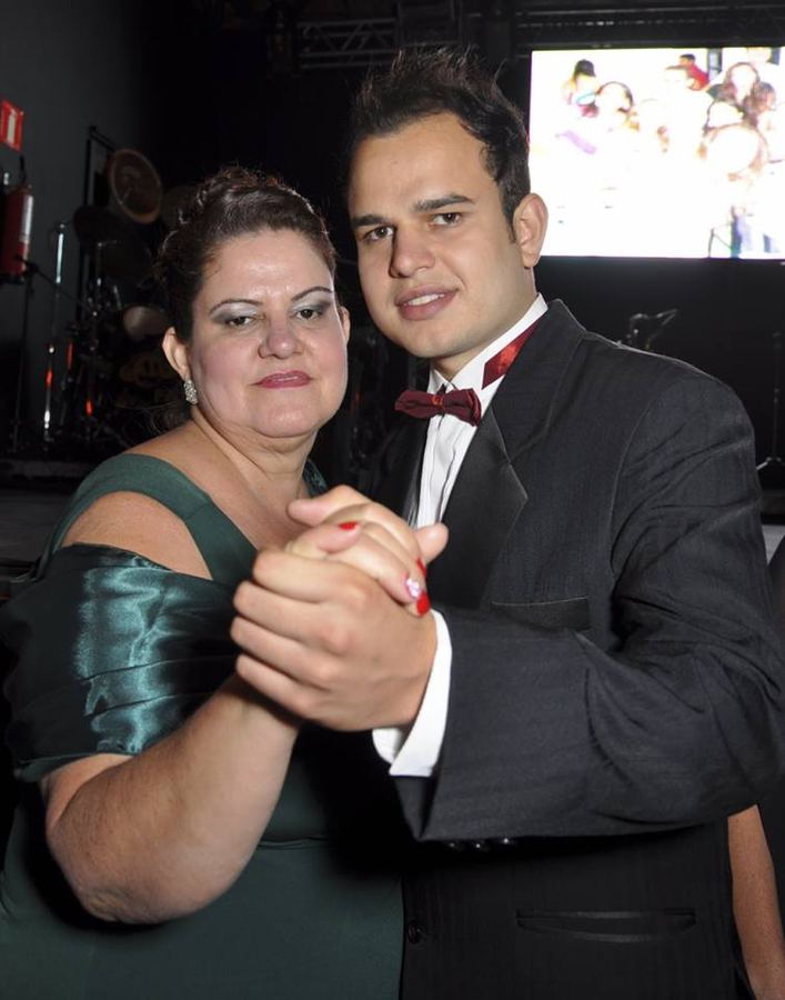 NOS BAILES DA VIDA