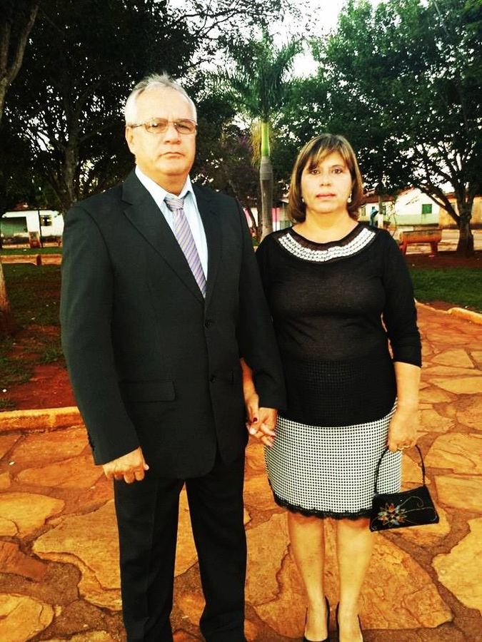 O CASAL DEPOIS DE DAR UM TAPA NO VISUAL