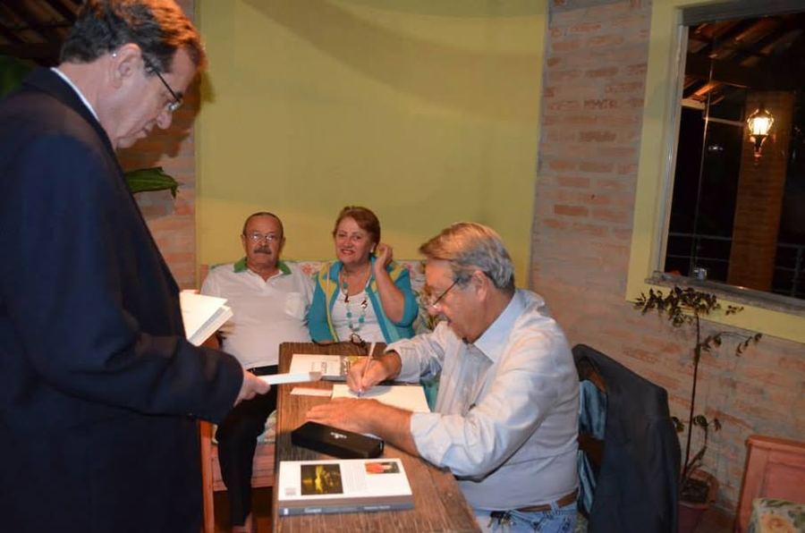 RENATO FARIA FOTOGRAFOU E  A GAIA  ESQUECEU DE PERGUNTAR O NOME DO CON...