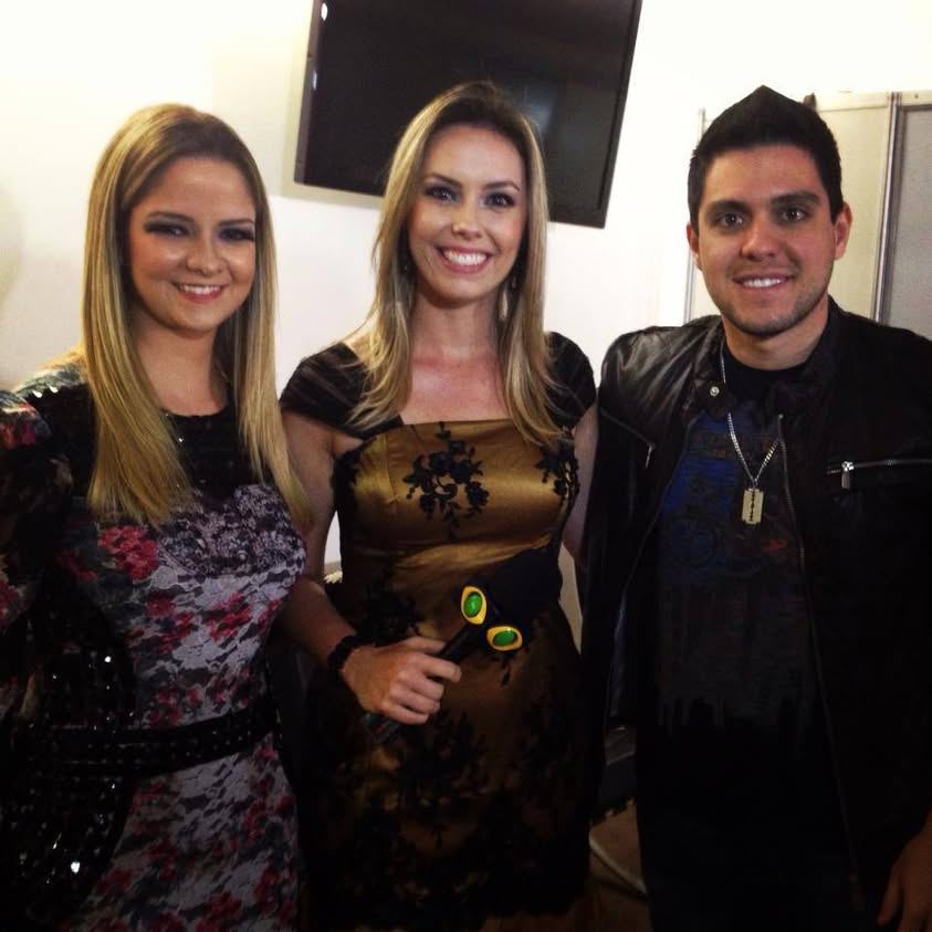 GISELE RAMOS COM MARIA CECÍLIA E RODOLFO