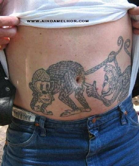AQUI NO GUAPÉ TATUAGEM É COM CRIATIVIDADE. Ê POVINHO QUE GOSTA DE RIR