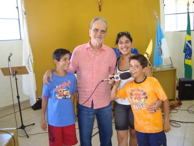 ESSA HORA O ''MAURÍCIO KUBRUSLY''  JÁ TINHA COMIDO QUASE UM LEITÃO.TOR...