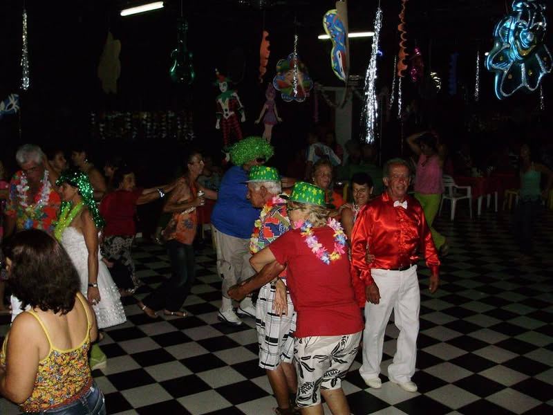 VOLTA AQUI, MOZART!!! SOSSEGA