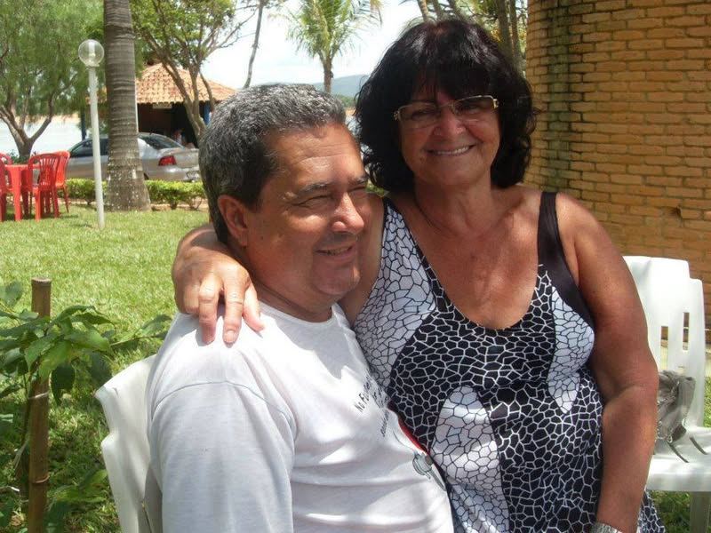 AO SOM DE ''AMADA AMANTE'' DE ROBERTO CARLOS