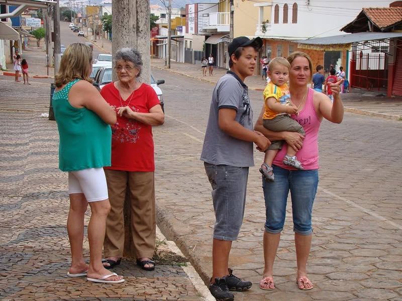 TI TI TI NA AVENIDA BRASIL