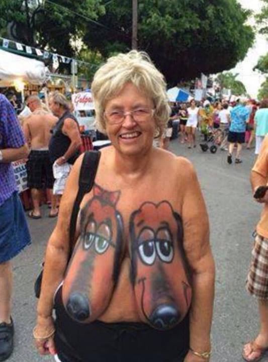 ISSO É TATUAGEM.MUITO INTERESSANTE