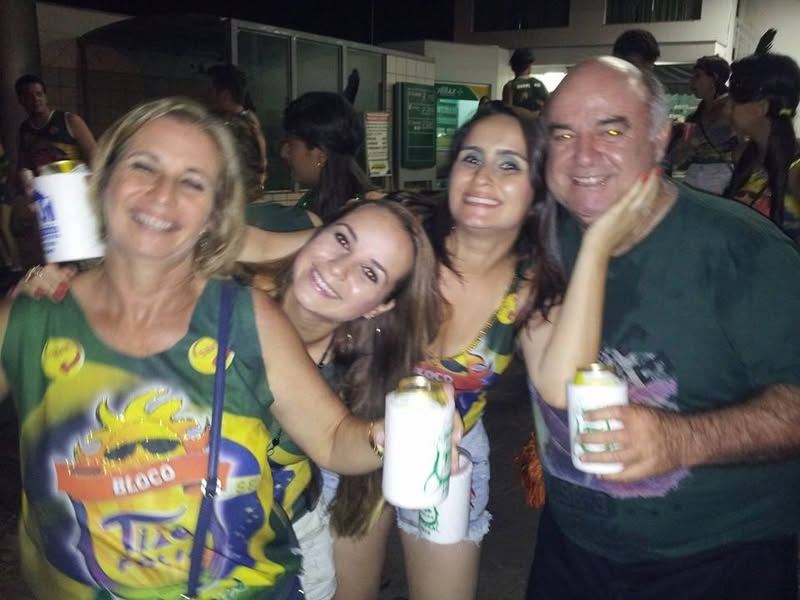 PENSANDO QUE CACHAÇA É ÁGUA...CACHAÇA NÃO É ÁGUA NÃO