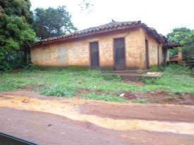 AQUI A VENDA DO ZÉ BEINHA.TÁ FECHADA PORQUE ELE FOI PRA MISSA.AGORA MI...