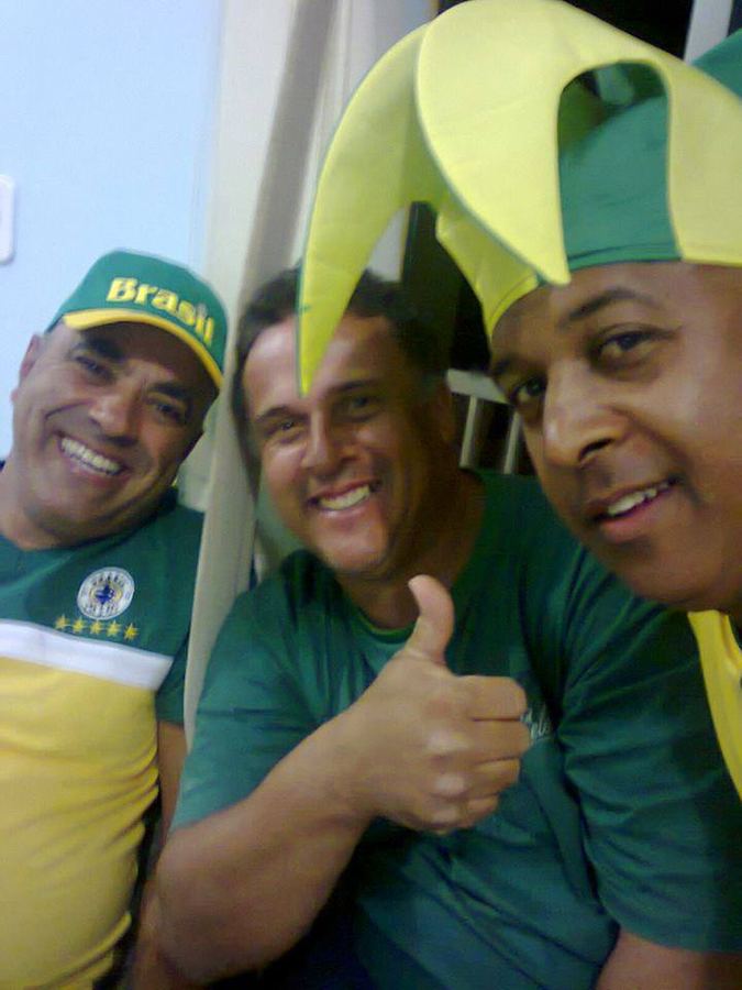 BÃO MEMO É RIR