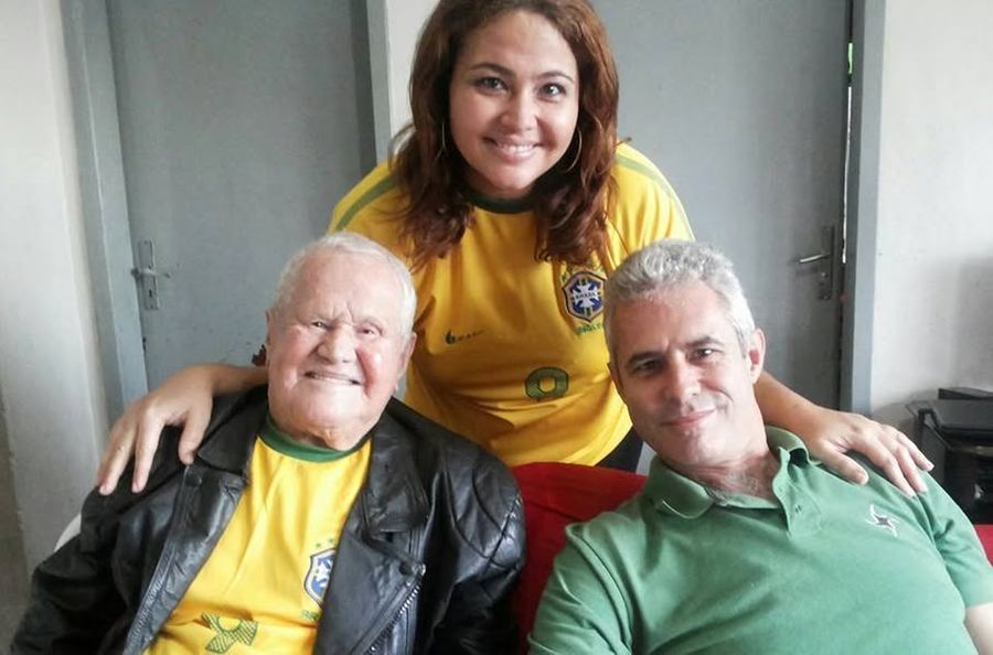 SÔ NELSON, NELSINHO E LUÍSA. TORCENDO E RETORCENDO PARA O BRASIL SER HEXA