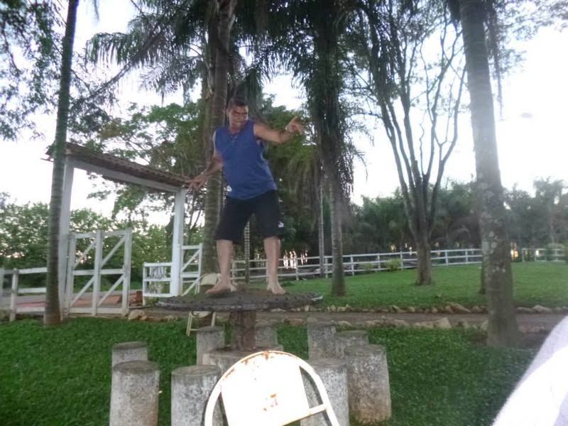 RECEBI DA PAULINHA...É SEU TIO... É O ZANONI...É FIM DE FESTA