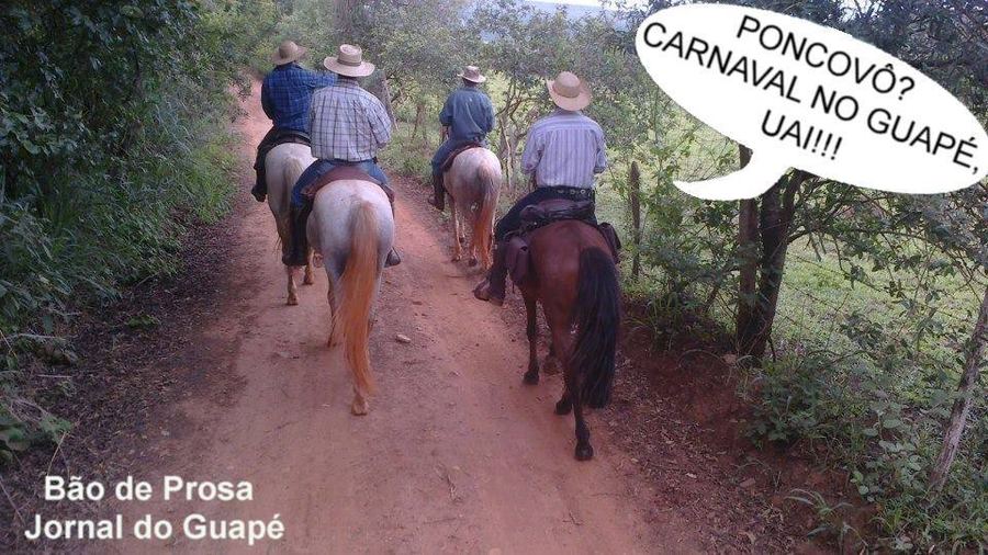 MEIO DE TRANSPORTE NÃO É ''POBREMA'',o importante é chegar para o carn...