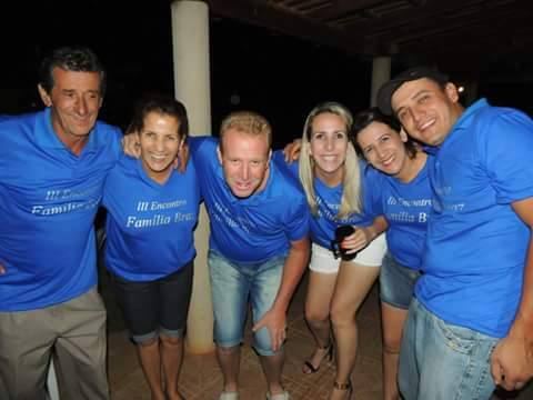 ESSA FAMÍLIA É MUITO UNIDA