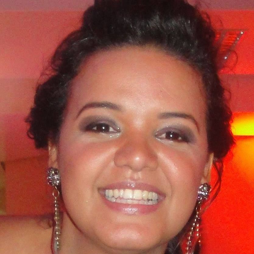 QUE BONITA É