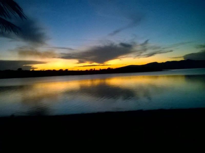 O PRIMEIRO ENTARDECER DE ABRIL EM GUAPÉ